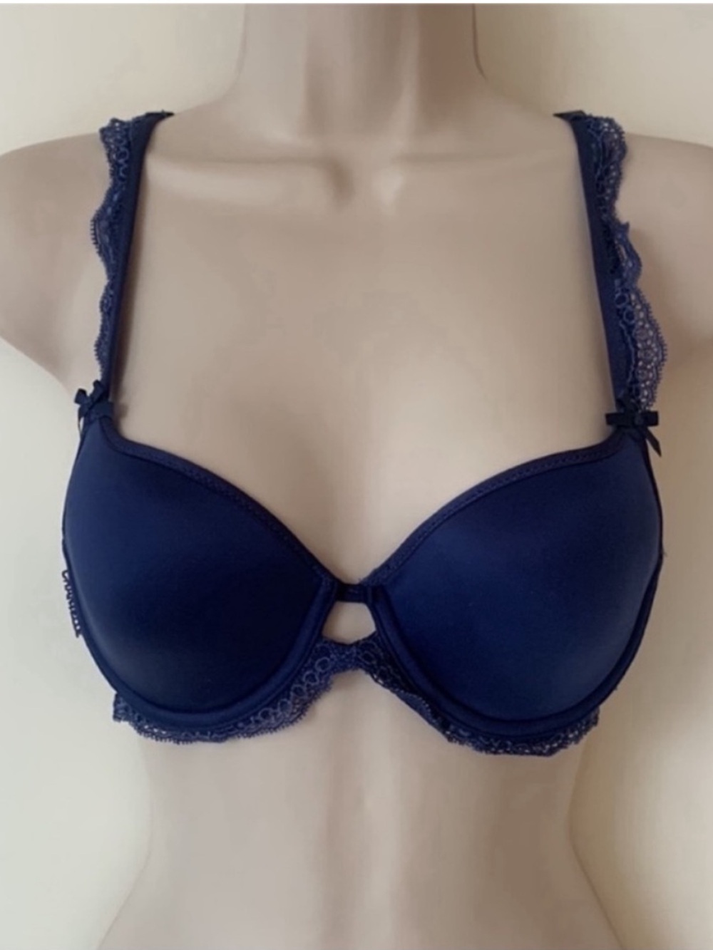 Chantelle Royal Blue Lightly Padded Lace Trim Underwire Bra 34B
